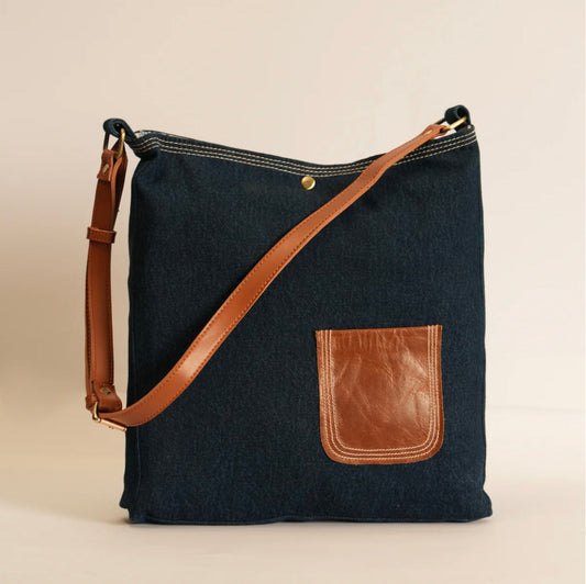 Leather Lilly Pocket Tote - Dark Blue