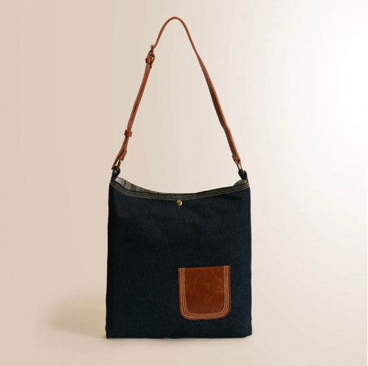 Leather Lilly Pocket Tote - Dark Blue